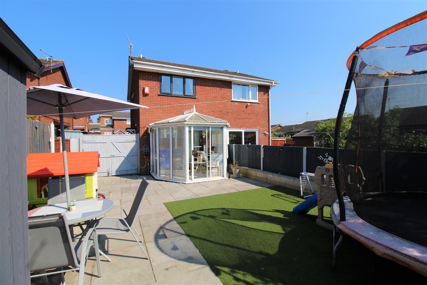 Swanland Grove, Longton, Stoke-On-Trent